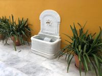 Fuente de mármol de pared