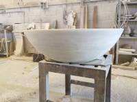 Plato fuente de centro en m&aacute;rmol blanco macael 04