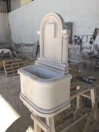 Fuente de pared en mármol 05