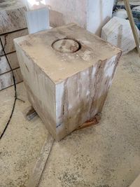 Fase-fabricación-fuente-travertino-olivillo-04