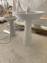 Fuentes de marmol acabadas y presentadas en taller 02