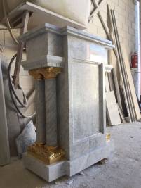 Sagrario en m&aacute;rmol blanco carrara 05