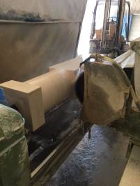 Columna mármol crema marfil